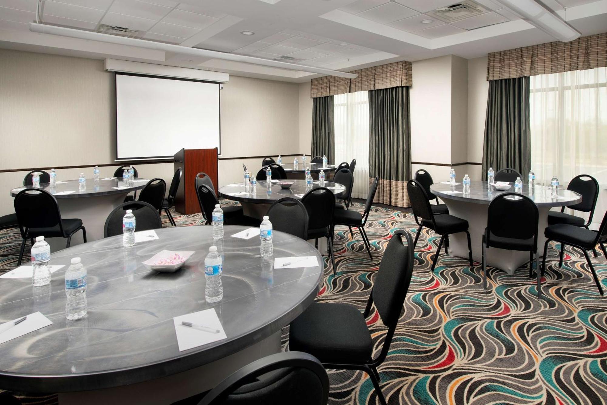 Hampton Inn & Suites Tupelo/Barnes Crossing Bagian luar foto