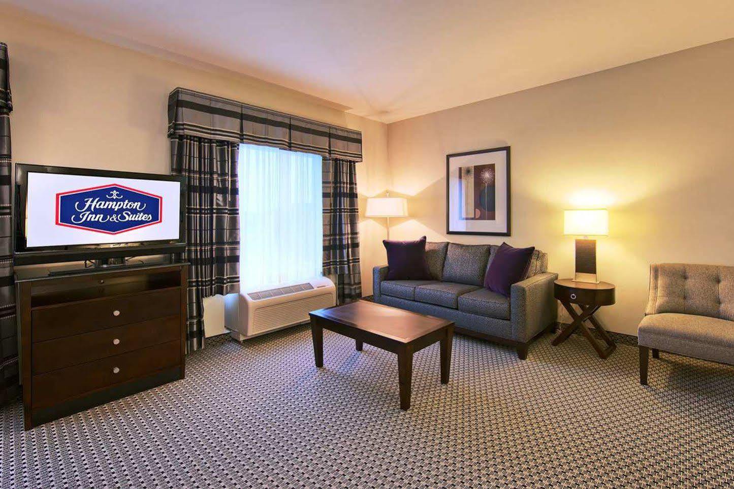 Hampton Inn & Suites Tupelo/Barnes Crossing Bagian luar foto